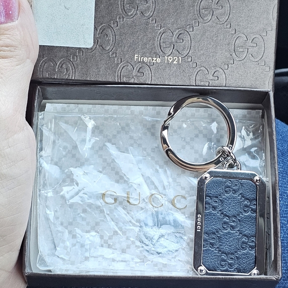 Gucci GG Leather keychain microguccissma New! - Picture 10 of 13